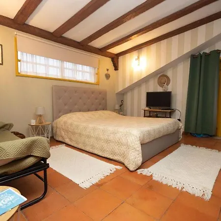 Проживание в семье Casa Amarela